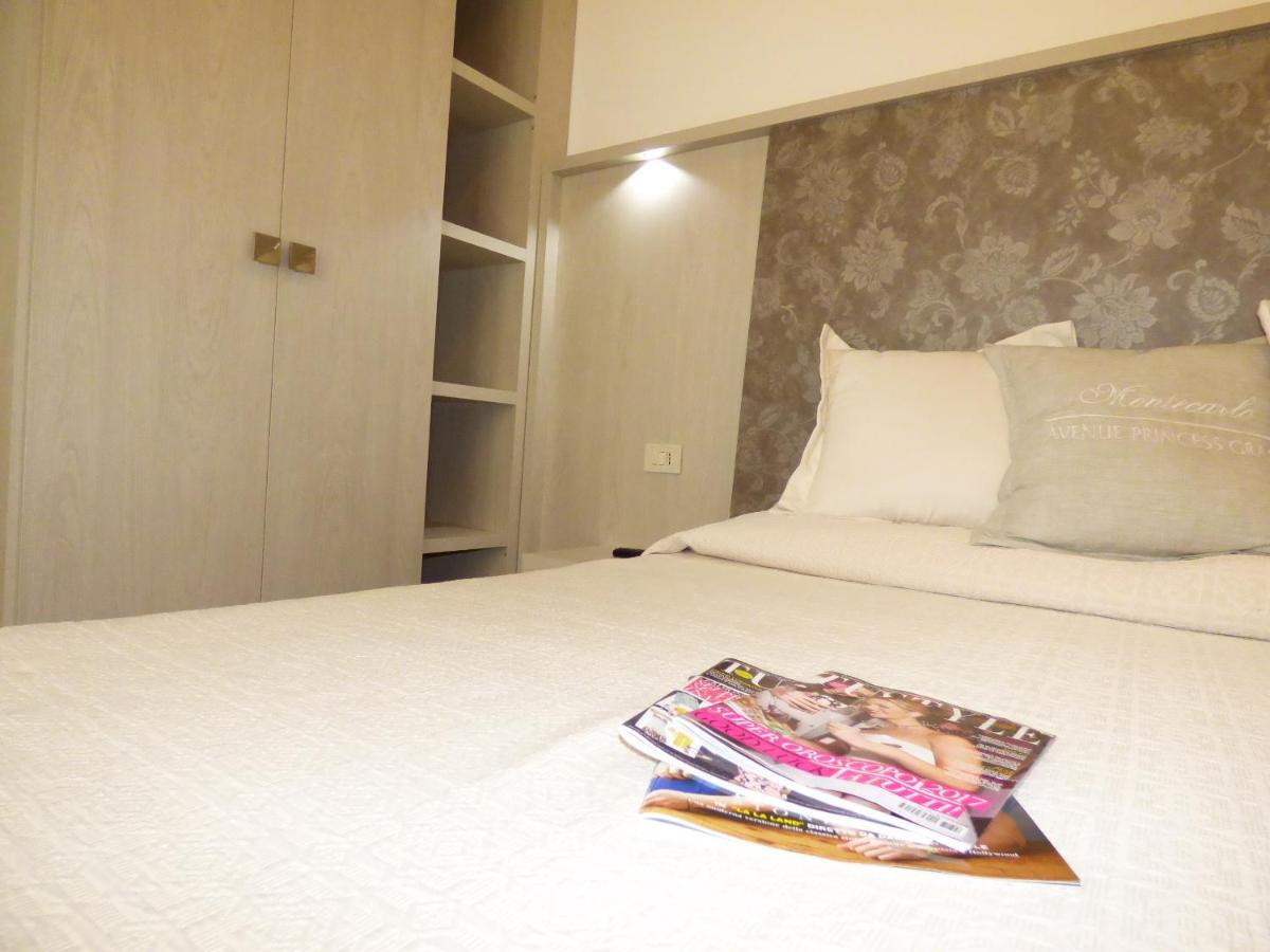 Design Hotel Astra B&B Misano Adriatico Dış mekan fotoğraf